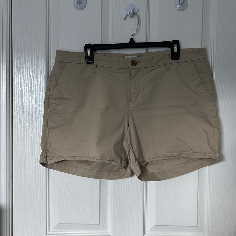 Old Navy khaki shorts size 14 with a 5inch inseam.
